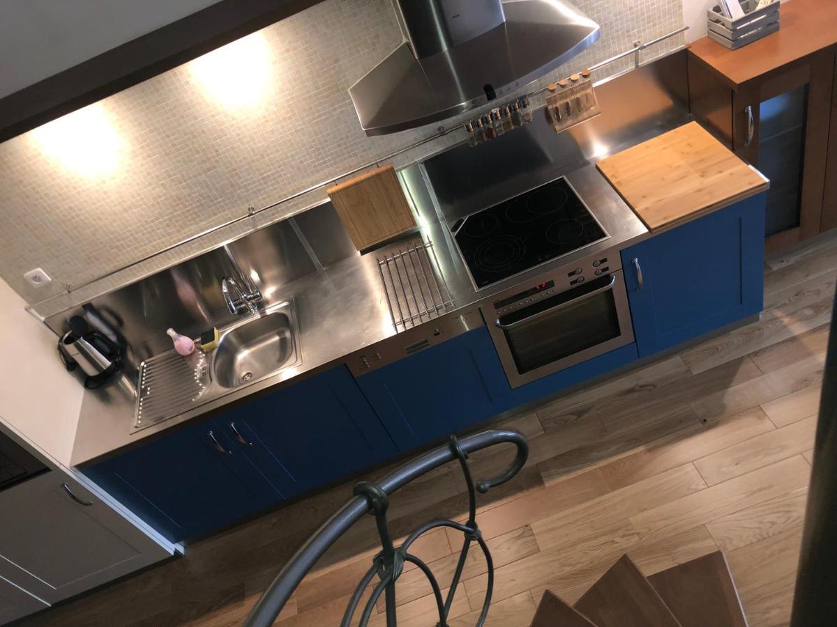 Apartman Rea Komarno Luaran gambar